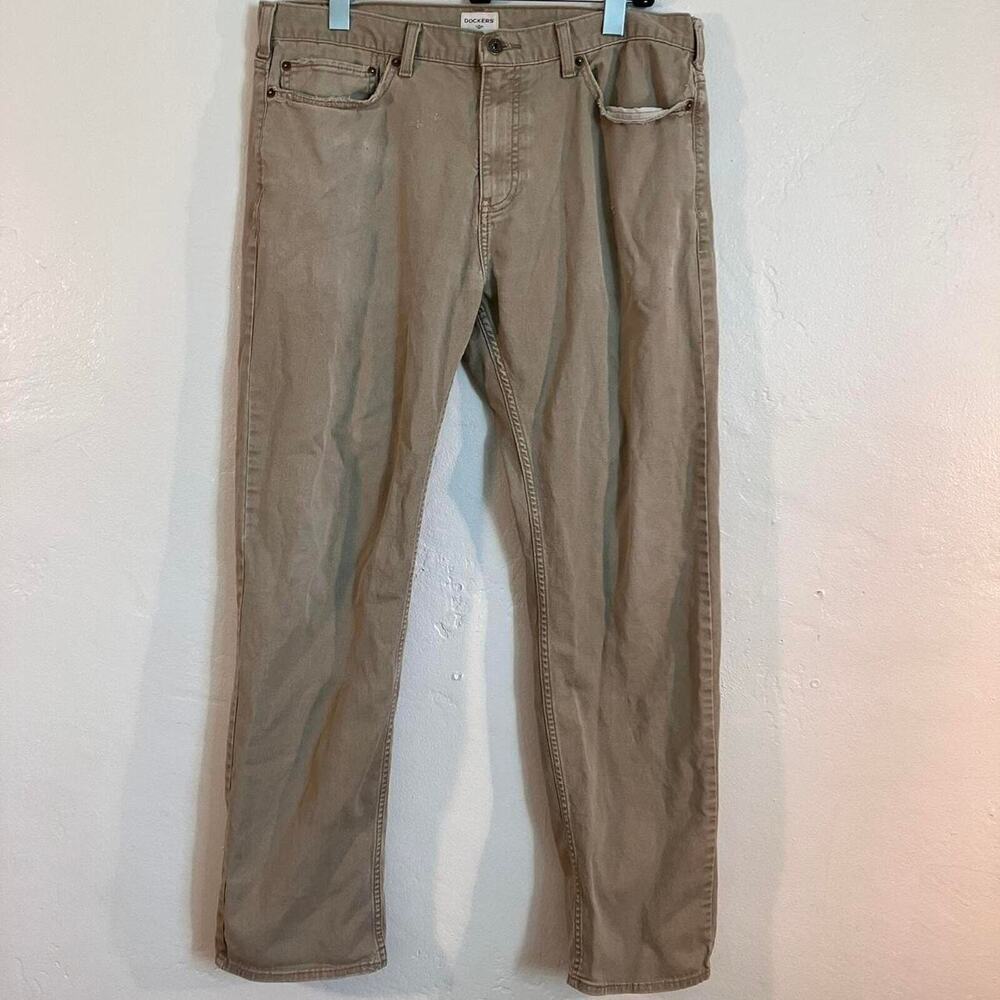 Dockers Straight Fit Tan Khaki Chino Pants 36x32 Measures 38 Waist Distressed